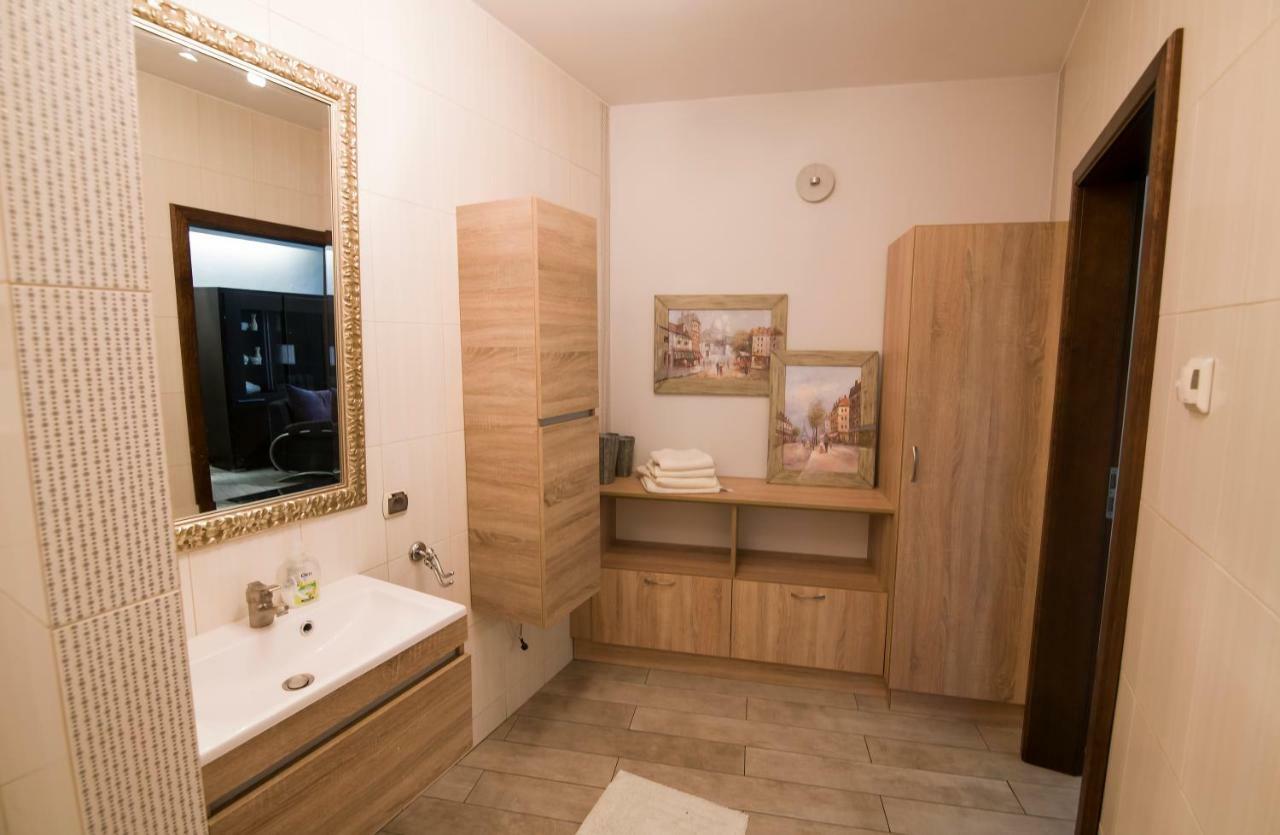 Apartamenty Na Warszawskiej Sieradz Extérieur photo
